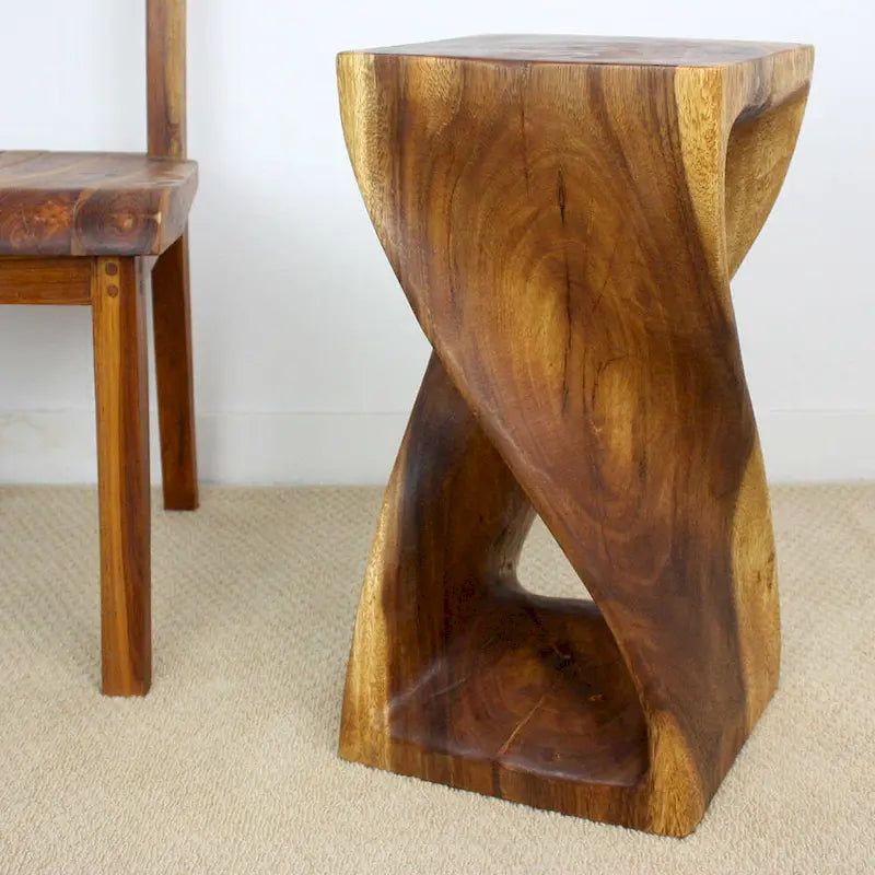 Tabouret torsadé en bois d'origine 30x30x58 cm, finition huile de noyer