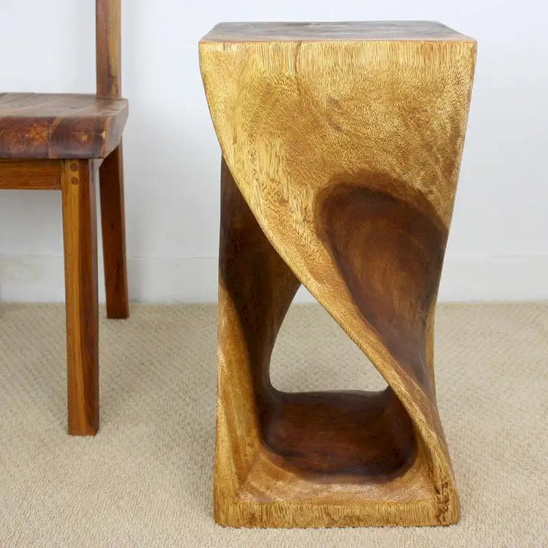 Tabouret torsadé en bois d'origine 30x30x58 cm, finition huile de noyer