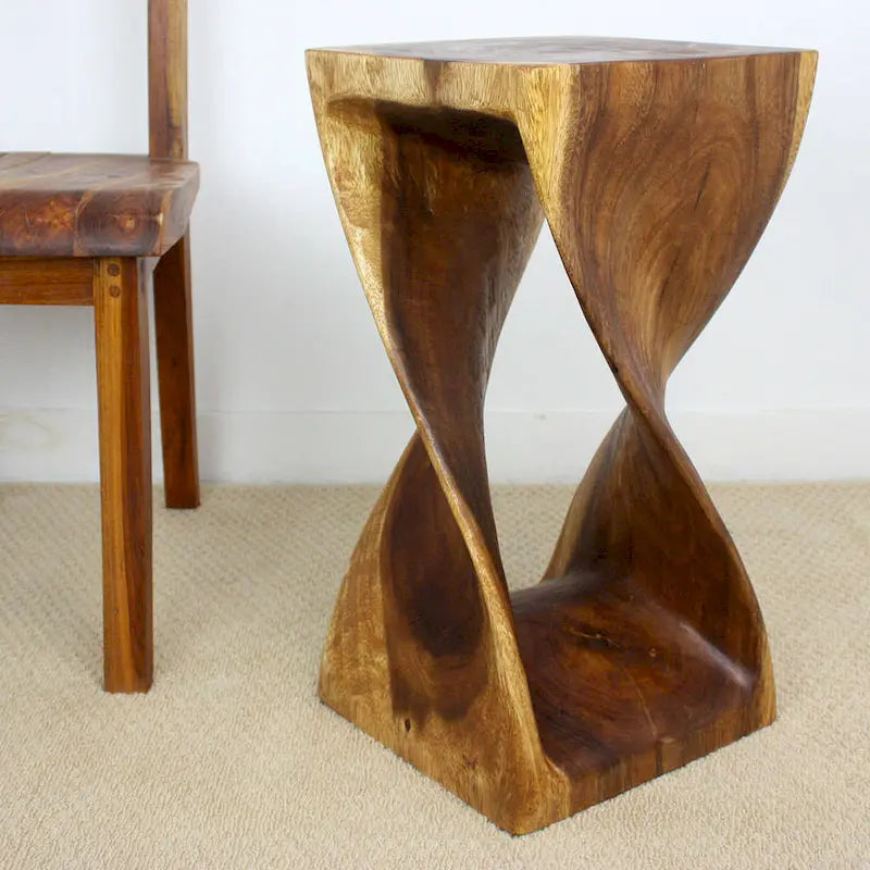 Tabouret torsadé en bois d'origine 30x30x58 cm, finition huile de noyer